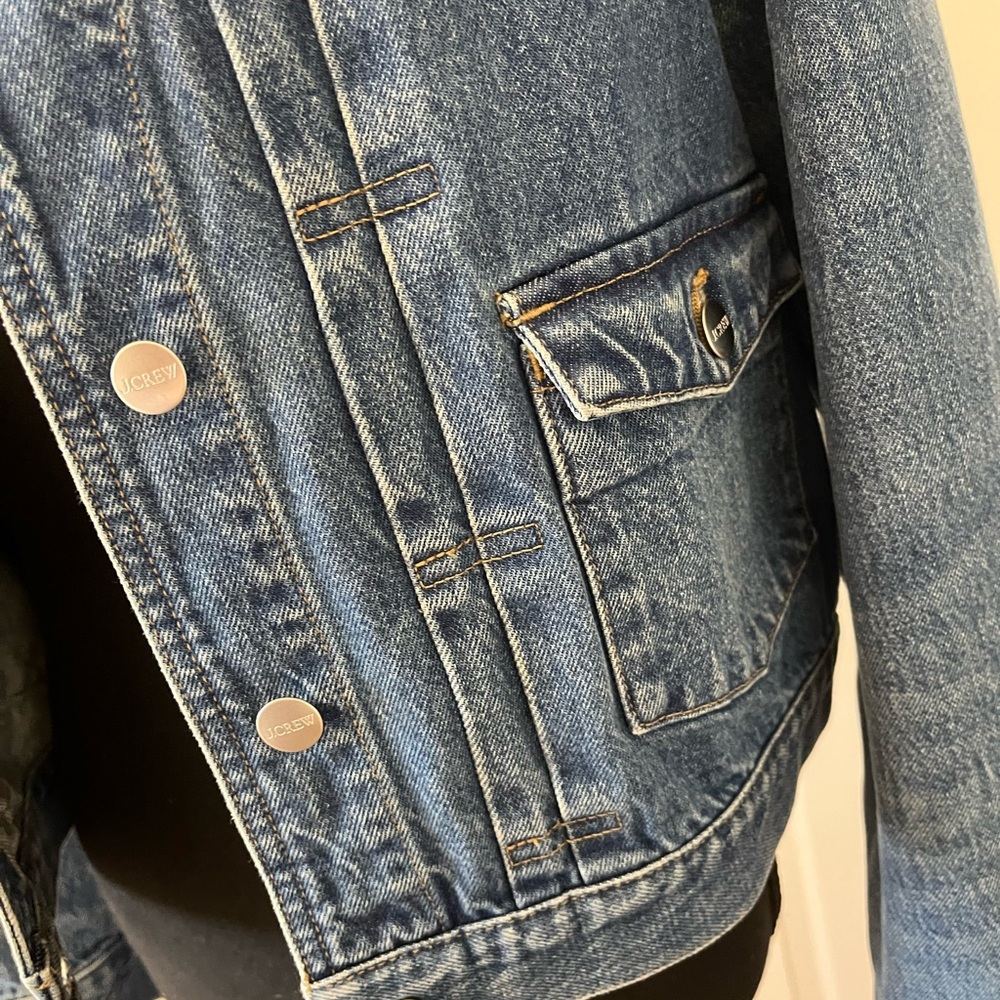 J.Crew Cropped Denim Jacket – NWT ⭐️ - Picture 3 of 6
